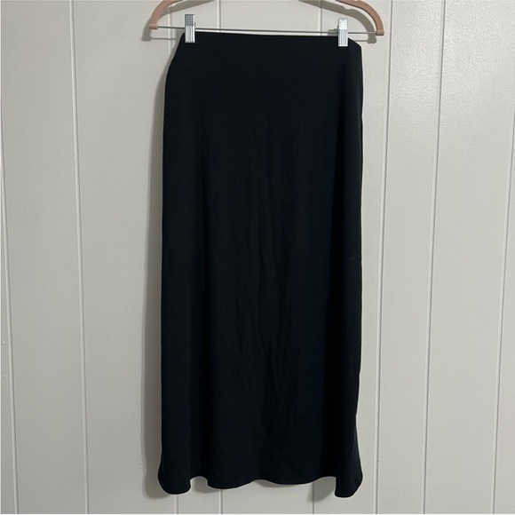 Aritzia Wilfred Saturn Black Midi Wrap Skirt Sz M - Picture 4 of 7